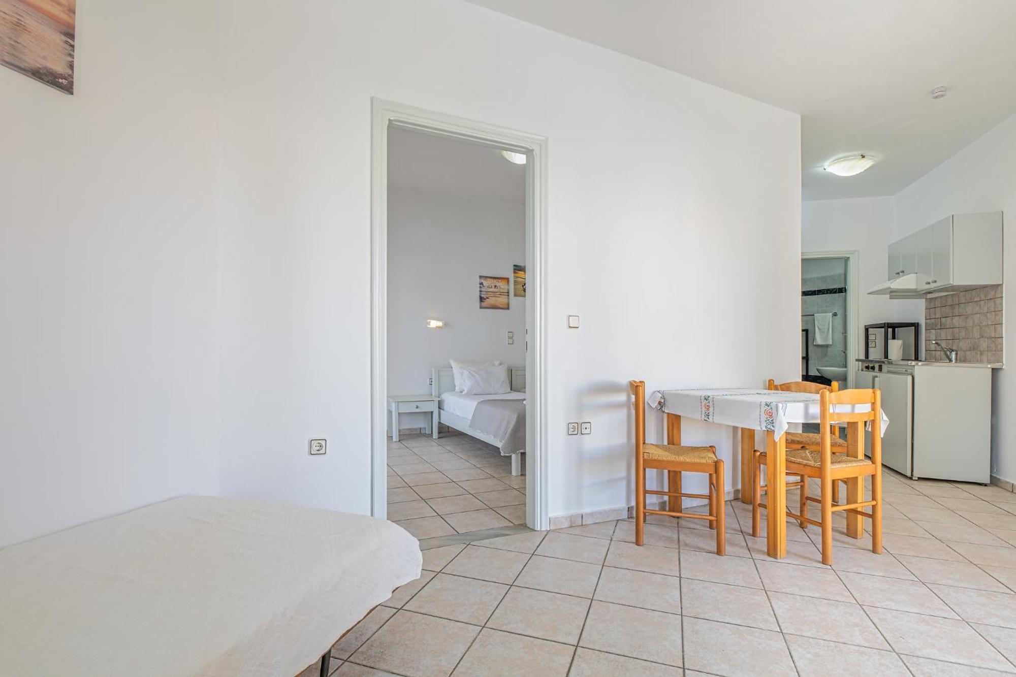 Marias Studios And Apartments Platanés Rom bilde