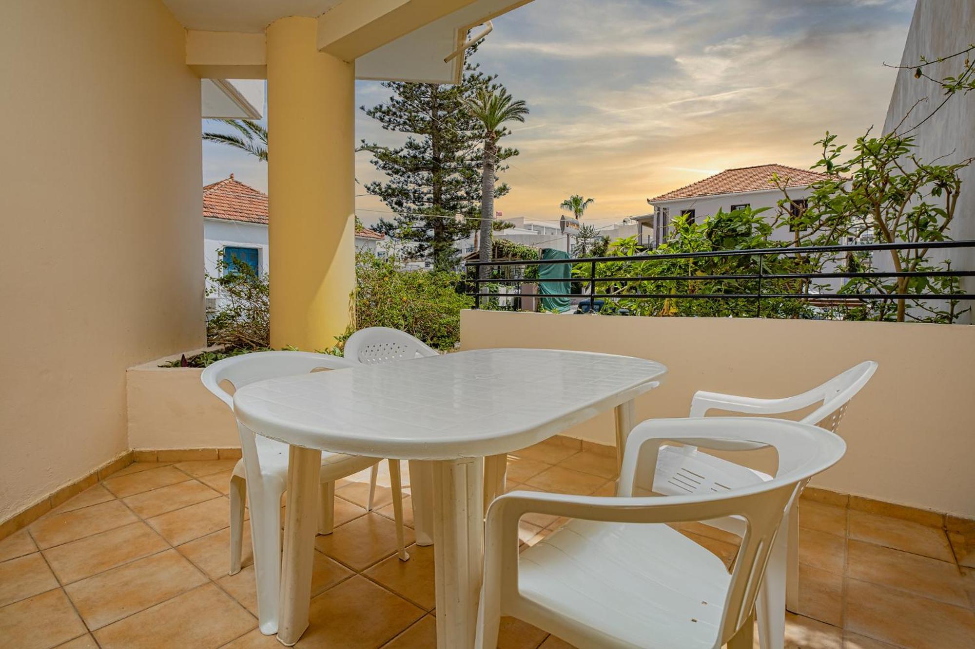Marias Studios And Apartments Platanés Rom bilde